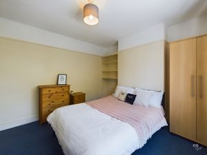 Photo 18- click for photo gallery